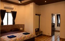 Suyog Hotel