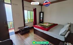 Goroomgo Snow hills Resort chopta