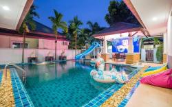 So close Pool Villa