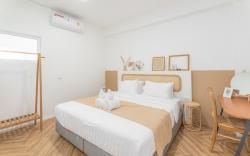 Craft studio apt.​ in heart of Nimman, 3BR