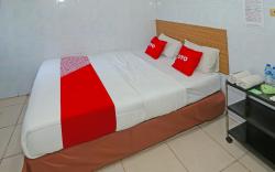 OYO 92677 Hotel Bintaro