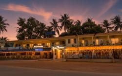 FabHotel Morjim Paradise