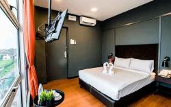 Jenjarom Boutique Hotel