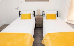 City Centre Self-Contained Studio Apartments