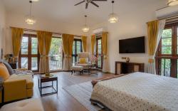 LohonoStays Villa Maraville