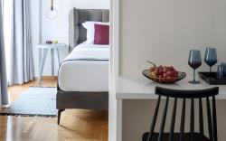 Acropolis Grand Apartment