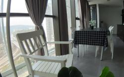 My Houze @ Empire Damansara (wifi)