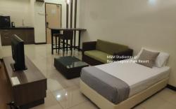 M&M Studiostay @ Lagoon Park Resort