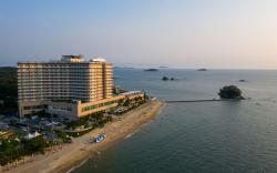 Beache Palace