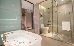 Lavande Hotel Dingzhou No.1 Middle School Wanda Plaza