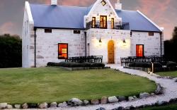 Mosaic Lagoon Lodge