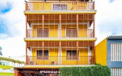 Pondy Stay 10 mins from Eden Beach