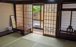 Hironoya Japanese-Style Room - 100-Year-Old Traditional House