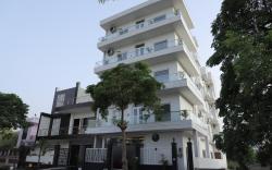 Opulent Inn By Lime Tree Hotels