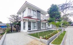 RedDoorz @ Batutulis Bogor Villa Papatong by M