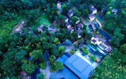 SAFARI HILLS VYTHIRI 