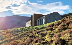 Bracken Hide Hotel