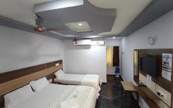 Sri Murugan beach paradise hotel 