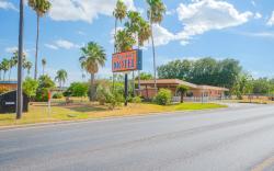 Vali-ho Motel