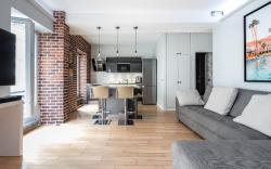 Stay In The Heart Of Paris