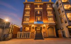 FabHotel Tipsyy Inn Suites