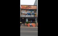 Lucys Hotel