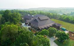 Green Planet Hotel Mattannur