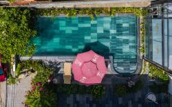 Life Boutique Hotel