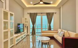 Tri Tower•3BR 6Pax BalconyWiFi Netflix/walk to CIQ