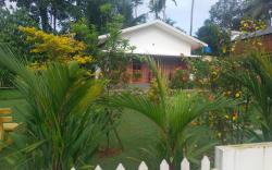 Merlys Fruit Garden - Homestay at Thattekkad