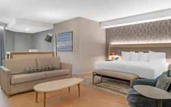 Radisson Plaza Hotel at Kalamazoo Center