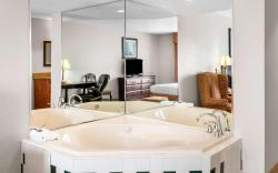 Country Inn & Suites by Radisson, Hot Springs, AR