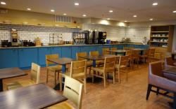 Country Inn & Suites by Radisson, Ames, IA