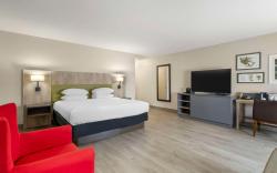 Country Inn & Suites by Radisson, Tampa Airport North, FL