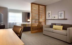 Country Inn & Suites by Radisson Asheville River Arts District