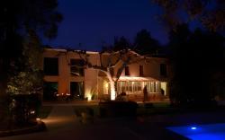 Hotel 96