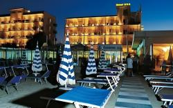 Hotel Mayflower