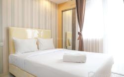 CozyStay Studio Green Pramuka City Apt By Travelio