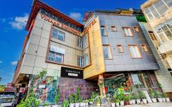 Super Townhouse Eastern View Formerly Vihaan Residency