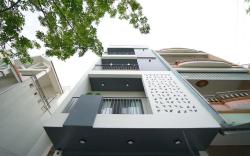 Bright Studio with balcony near Dragon Bridge