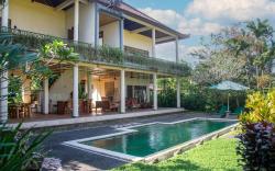 Villa in Ubud with pool, kitchen and 4 rooms