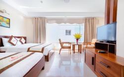 Paradise Hotel