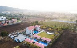 Isola Luxury Farm Suites