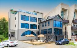 Yangyang YOLOHA (Dongho Beach Branch)