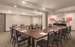 Country Inn & Suites by Radisson, Macon West, GA