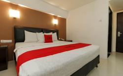 RedDoorz Plus @ Grand Populer Hotel