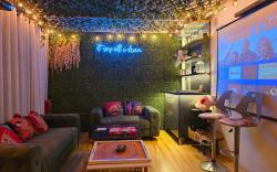 The Leafy Rooftop