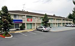 Motel 6 Seattle, WA - South