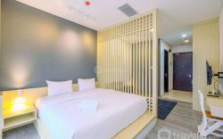 Nice & Enjoy Studio at Sudirman Suites By Travelio
