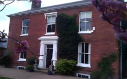 Glendower Guest Apartments